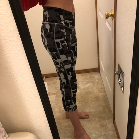 Nike Dry Fit Leggings - Picture 6 of 6